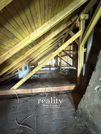 Prodej půdního prostoru, Jihlava, Kosmákova, 160 m2