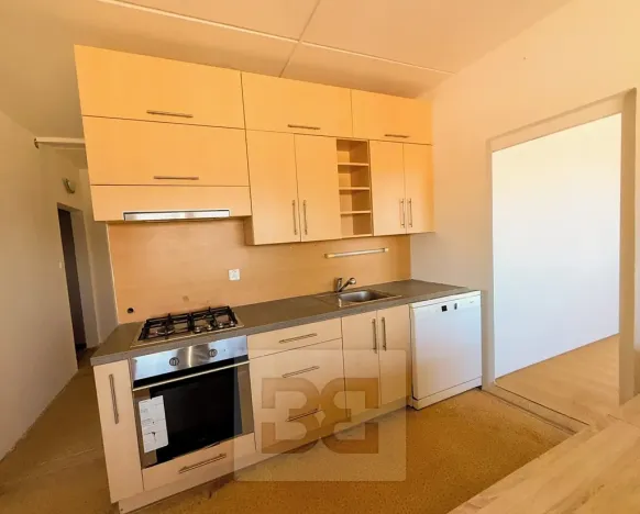 Pronájem bytu 3+1, Karlovy Vary, Mládežnická, 74 m2