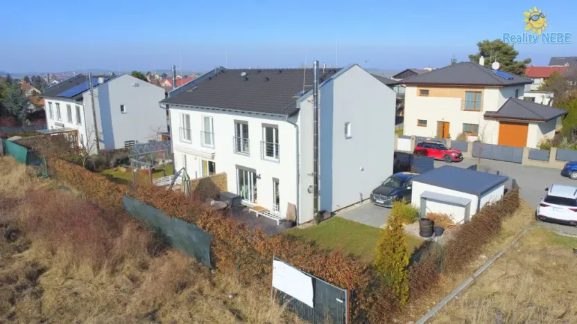 Pronájem rodinného domu, Horoměřice, Karla IV., 94 m2