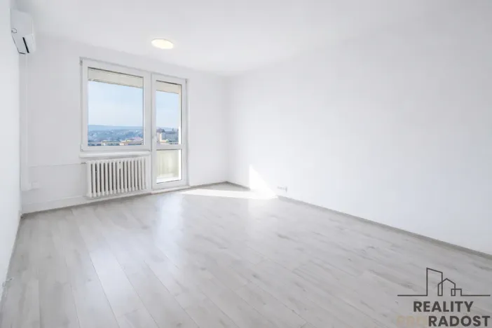 Prodej bytu 3+1, Znojmo, Sokolovská, 69 m2