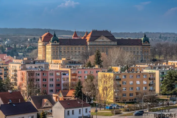 Prodej bytu 3+1, Znojmo, Sokolovská, 69 m2