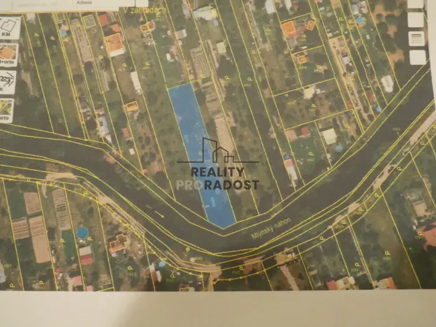 Prodej zahrady, Znojmo, 1330 m2