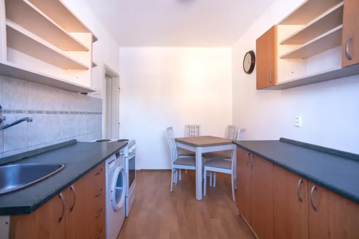 Pronájem bytu 2+1, Trutnov - Střední Předměstí, Železničářská, 56 m2