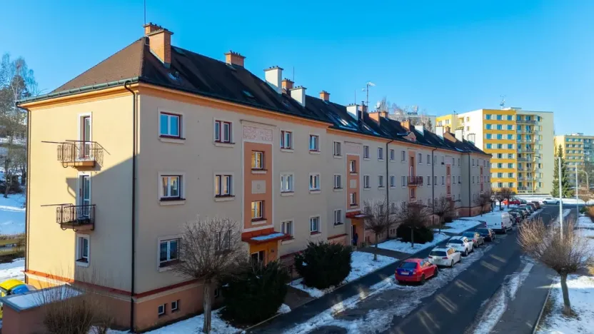 Pronájem bytu 2+1, Trutnov - Střední Předměstí, Železničářská, 56 m2