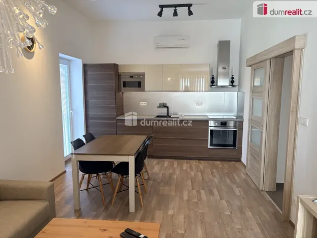 Pronájem bytu 2+kk, Břeclav, Lidická, 50 m2