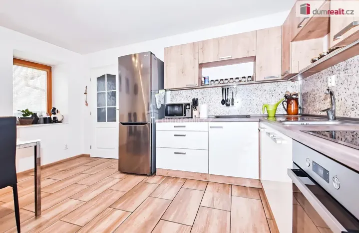 Prodej rodinného domu, Hostín, 210 m2