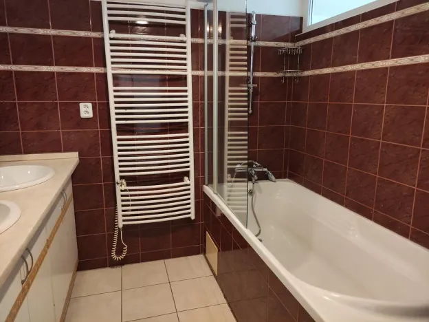 Pronájem bytu 3+1, Praha - Háje, Mendelova, 75 m2