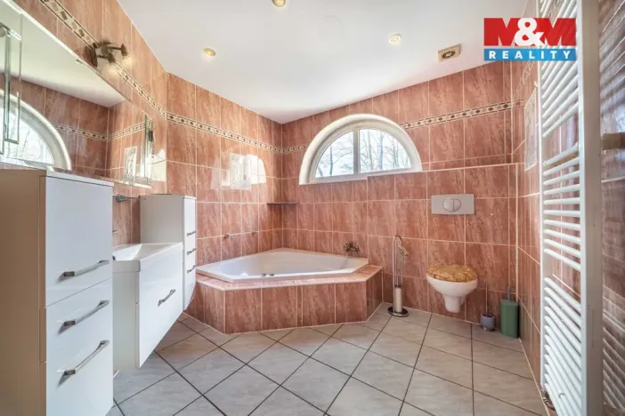 Pronájem restaurace, Domažlice - Dolejší Předměstí, Chrastavická, 300 m2