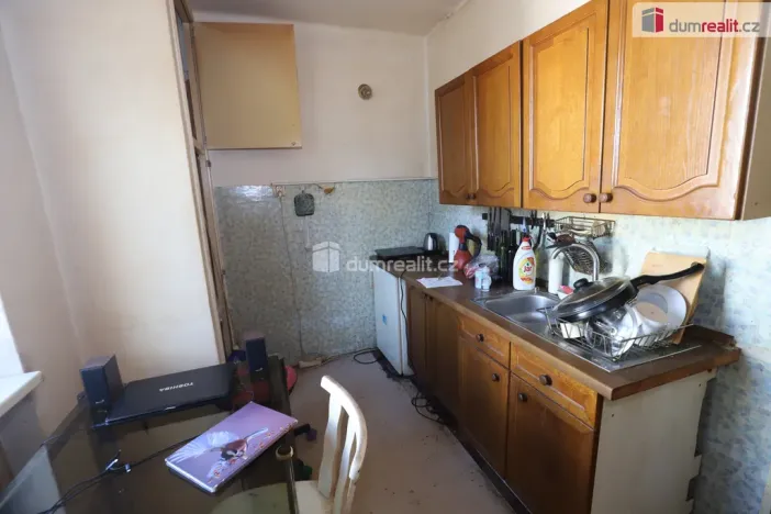 Prodej bytu 2+1, Karlovy Vary, nábřeží Jana Palacha, 63 m2