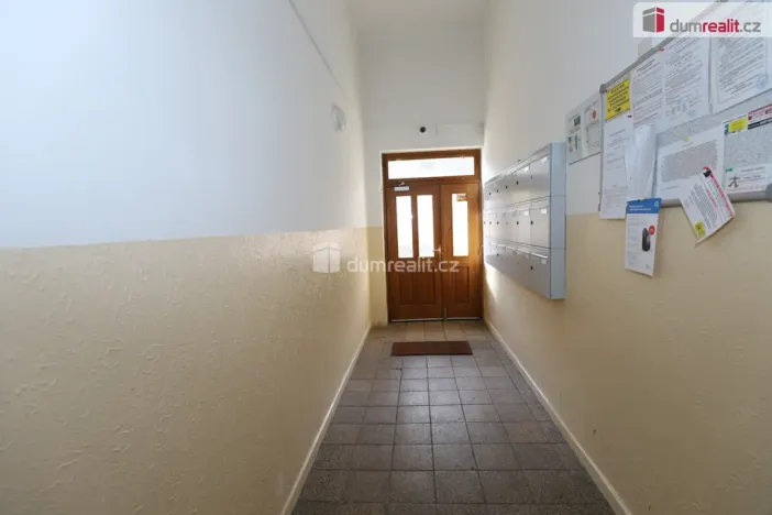 Prodej bytu 2+1, Karlovy Vary, nábřeží Jana Palacha, 63 m2