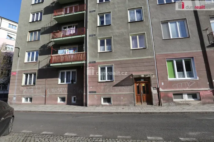 Prodej bytu 2+1, Karlovy Vary, nábřeží Jana Palacha, 63 m2