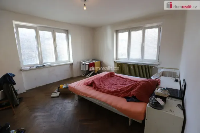 Prodej bytu 2+1, Karlovy Vary, nábřeží Jana Palacha, 63 m2