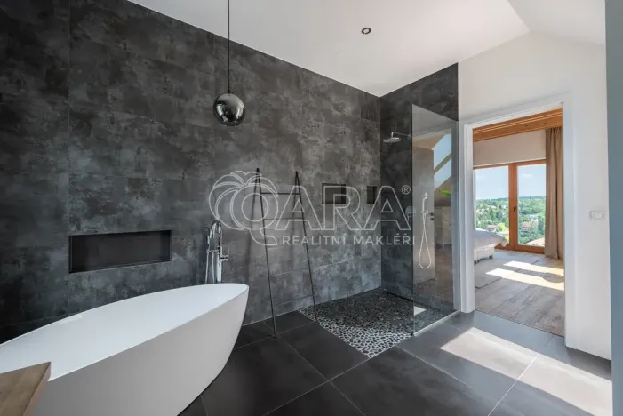 Prodej rodinného domu, Statenice, Nad Vinicí, 219 m2