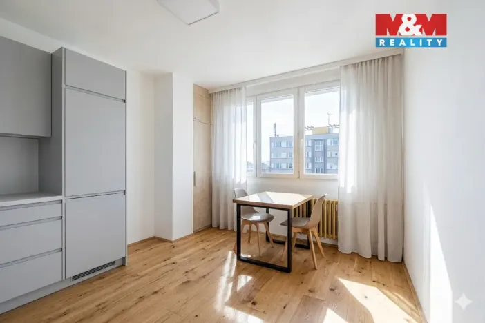 Prodej bytu 1+1, Plzeň - Jižní Předměstí, Čermákova, 43 m2