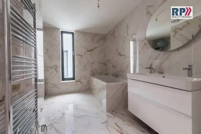 Prodej vily, Praha - Klánovice, U trativodu, 146 m2