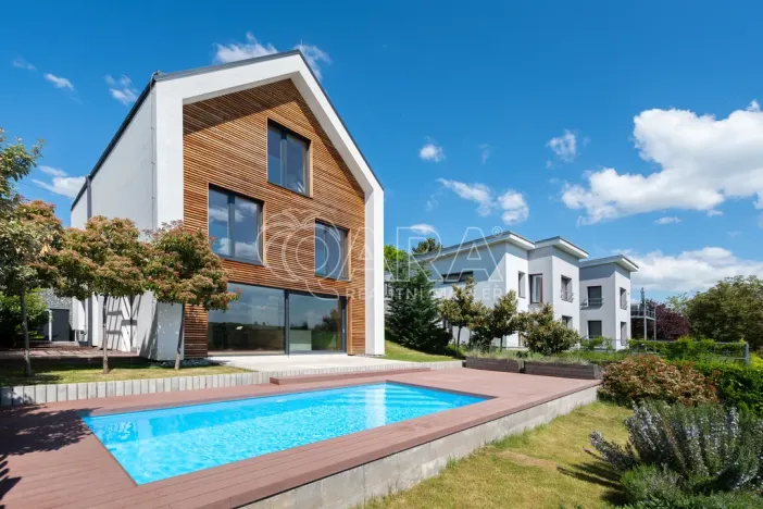 Prodej rodinného domu, Statenice, Nad Vinicí, 270 m2