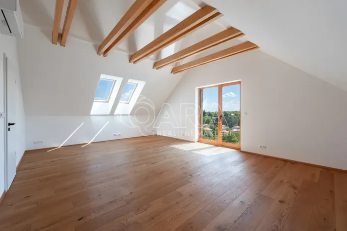 Prodej rodinného domu, Statenice, Nad Vinicí, 270 m2