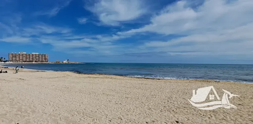 Prodej bytu 2+kk, Torrevieja, Španělsko, 42 m2