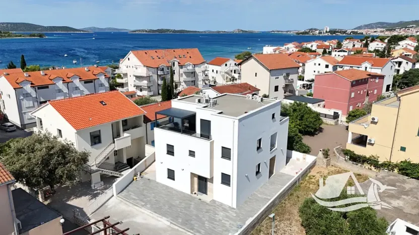 Prodej rodinného domu, Vodice, Chorvatsko, 121 m2