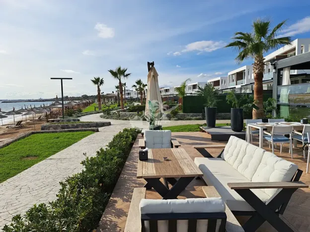 Prodej bytu 1+kk, Trikomo, Kypr, 34 m2