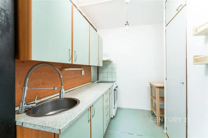 Prodej bytu 2+kk, Praha, Tatarkova, 42 m2