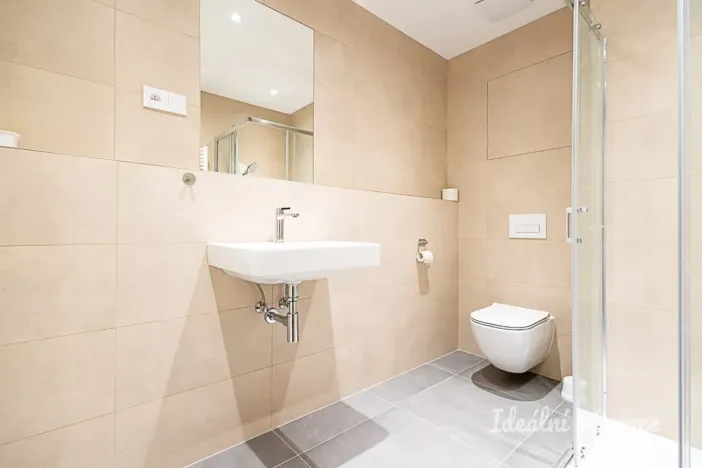 Pronájem bytu 1+kk, Praha - Horní Měcholupy, Milánská, 39 m2