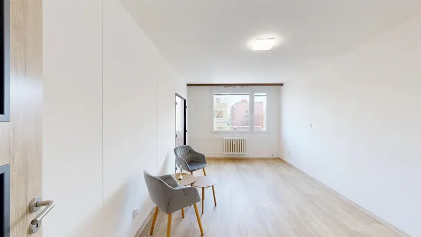 Prodej bytu 3+1, Králův Dvůr, Nad Stadionem, 76 m2