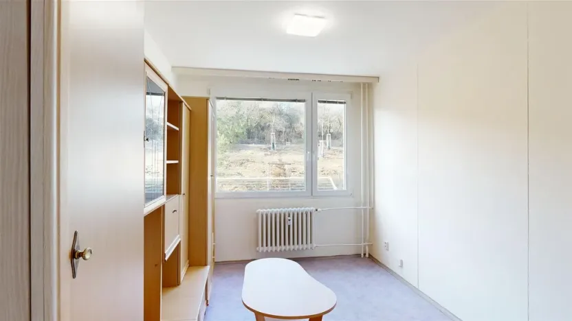 Prodej bytu 3+1, Králův Dvůr, Nad Stadionem, 76 m2