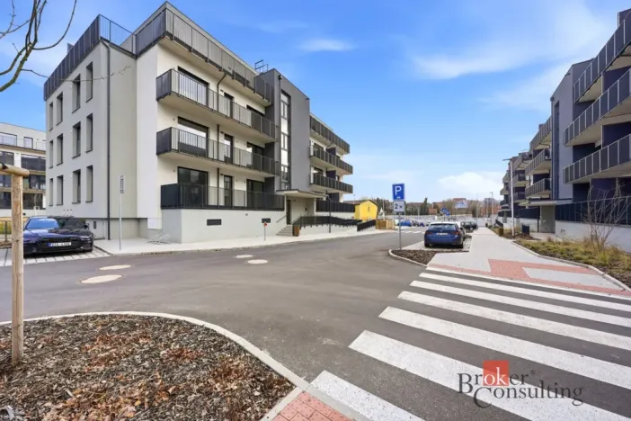 Pronájem bytu 2+kk, Kladno - Dubí, Ke křížku, 52 m2