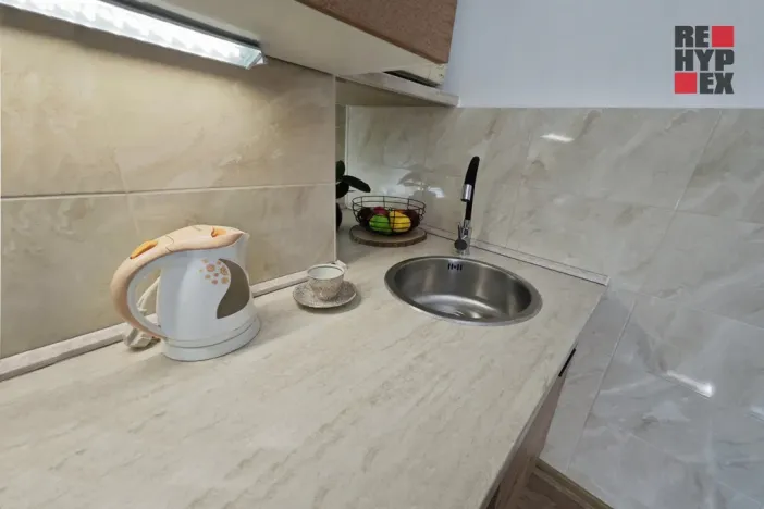 Pronájem bytu 1+kk, Liberec - Liberec V-Kristiánov, Stavbařů, 28 m2