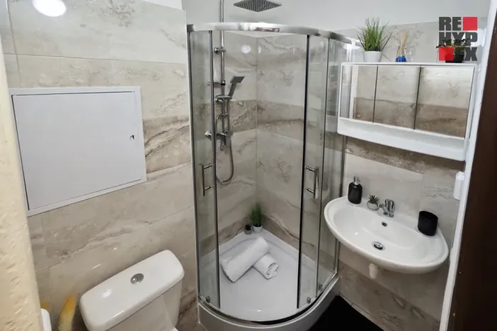 Pronájem bytu 1+kk, Liberec - Liberec V-Kristiánov, Stavbařů, 28 m2