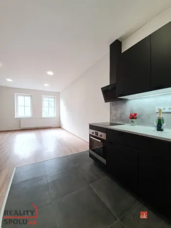 Pronájem bytu 2+kk, Hlučín, Mírové náměstí, 59 m2