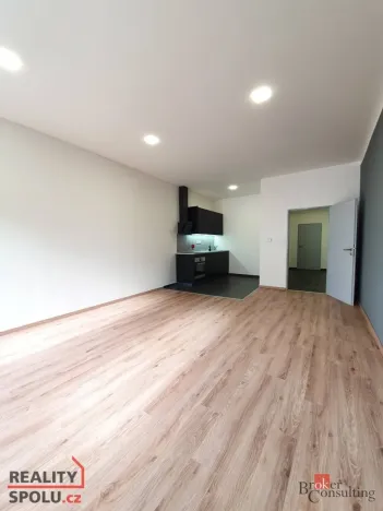 Pronájem bytu 2+kk, Hlučín, Mírové náměstí, 59 m2