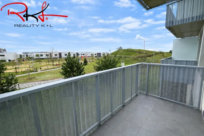 Pronájem bytu 1+kk, Praha - Dolní Měcholupy, Honzíkova, 30 m2