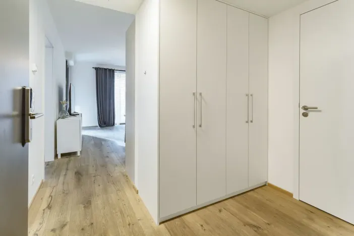 Pronájem bytu 2+kk, Praha - Karlín, Sokolovská, 55 m2