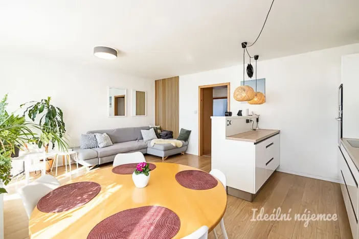 Pronájem bytu 3+kk, Praha - Chodov, Květnového vítězství, 66 m2