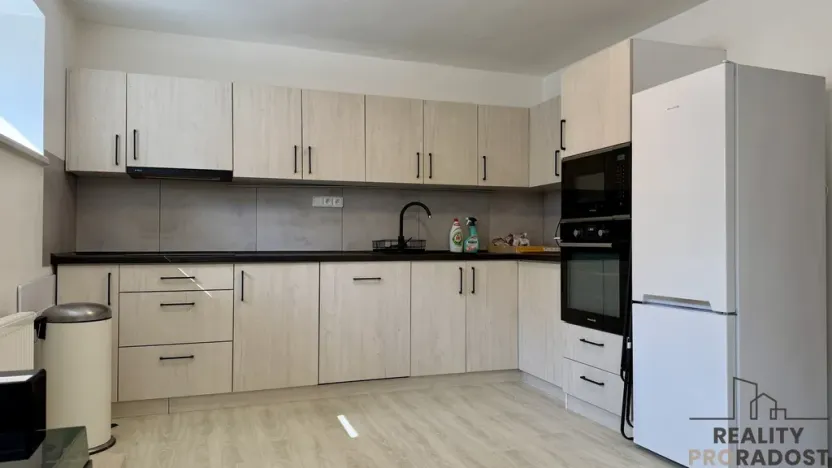 Pronájem bytu 2+kk, Brno, Veslařská, 45 m2