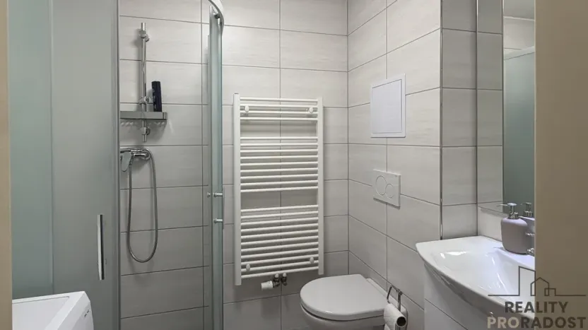 Pronájem bytu 2+kk, Brno, Veslařská, 45 m2