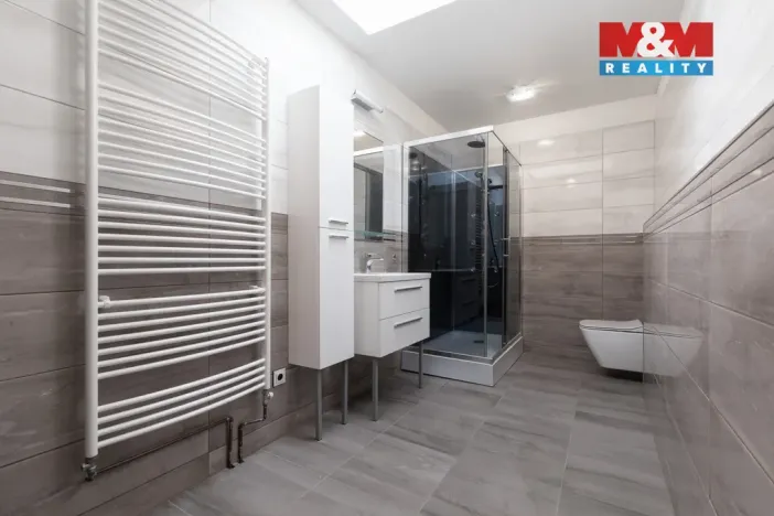 Prodej atypického bytu, Bohumín - Nový Bohumín, Čáslavská, 125 m2