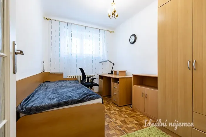 Pronájem bytu 2+kk, Praha, Novorossijská, 35 m2