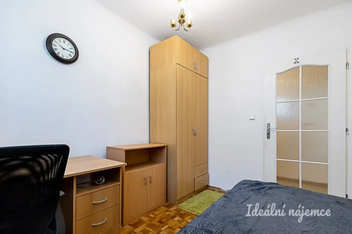 Pronájem bytu 2+kk, Praha, Novorossijská, 35 m2