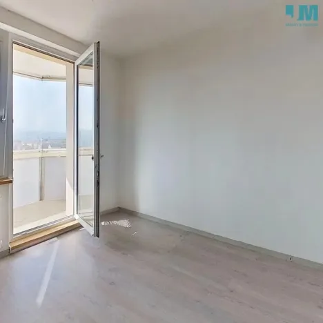 Pronájem bytu 2+1, Třebíč, M. Majerové, 65 m2