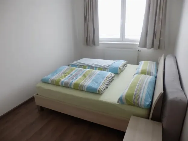 Pronájem bytu 2+kk, Praha - Háje, Jurkovičova, 52 m2