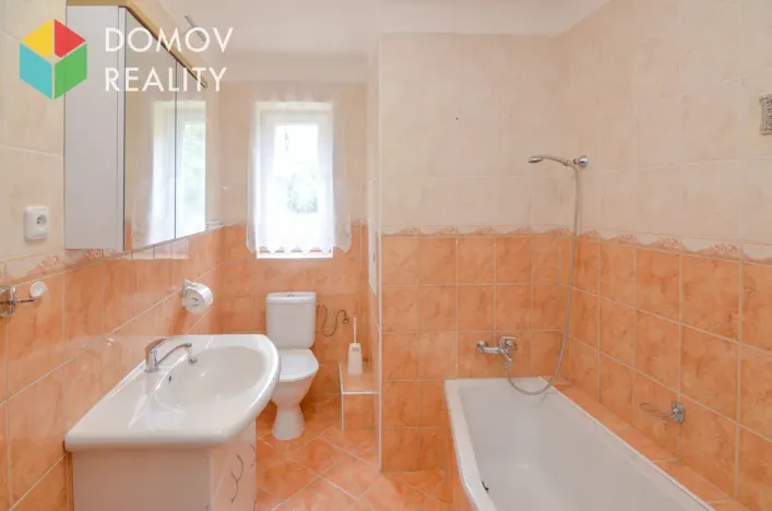 Pronájem bytu 3+kk, Králův Dvůr, Pod Hájem, 67 m2