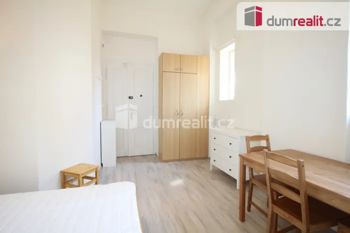 Pronájem bytu 1+kk, Praha - Smíchov, Ke Koulce, 25 m2