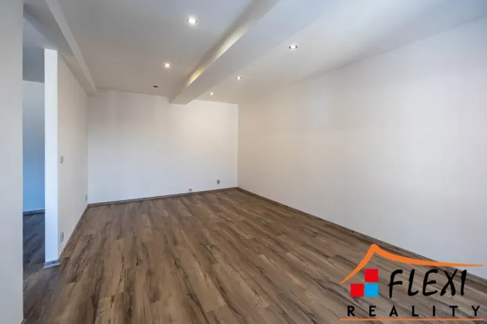 Pronájem bytu 2+kk, Ostrava, Dr. Šmerala, 49 m2