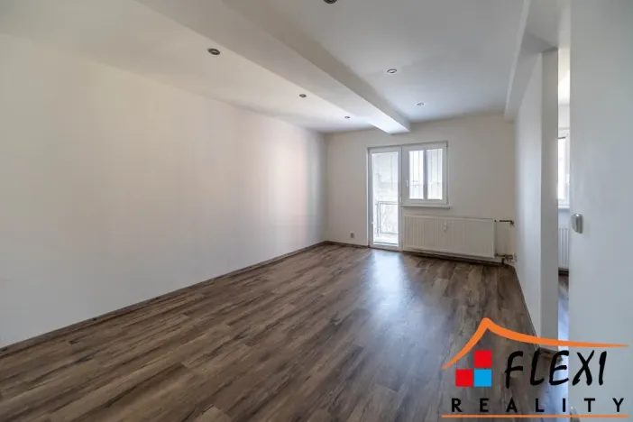 Pronájem bytu 2+kk, Ostrava, Dr. Šmerala, 49 m2