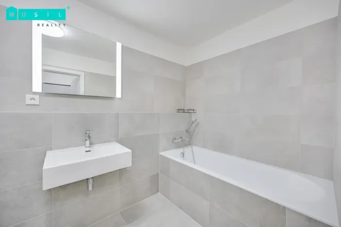 Pronájem bytu 1+kk, Olomouc - Slavonín, Loudova, 39 m2