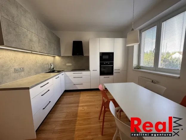 Pronájem bytu 4+kk, Brno - Komín, Jundrovská, 98 m2