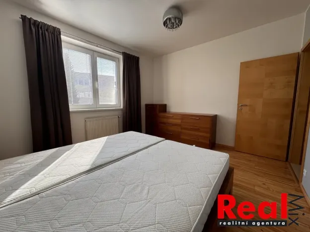 Pronájem bytu 4+kk, Brno - Komín, Jundrovská, 98 m2